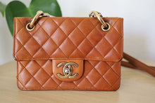 Load image into Gallery viewer, Authentic Chanel Retro Class Flap Bag
