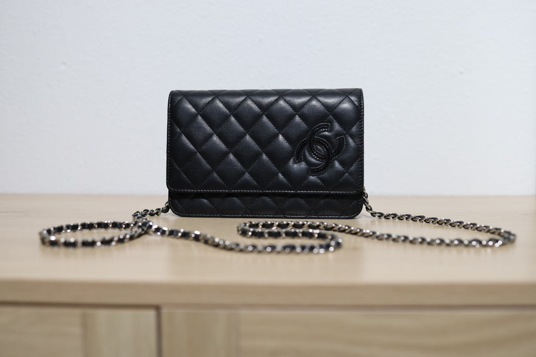 RARE HTF! Chanel Black Simply CC Matelassé Wallet On A Chin WOC SHW