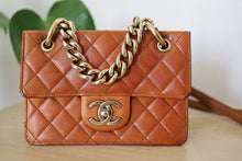 Load image into Gallery viewer, Authentic Chanel Retro Class Flap Bag
