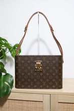 Load image into Gallery viewer, Vintage Louis Vuitton Beauty Cosmetic Make Up Monogram Hard Train Trunk Case Shoulder Bag Box 1980s
