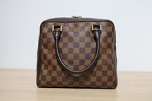 Load image into Gallery viewer, Authentic Louis Vuitton Damier Ebene Brera Bag
