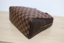 Load image into Gallery viewer, Authentic Louis Vuitton Damier Ebene Brera Bag
