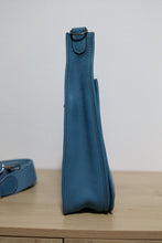 Load image into Gallery viewer, Hermes Evelyne GM Bleu Jean Crossbody Bag
