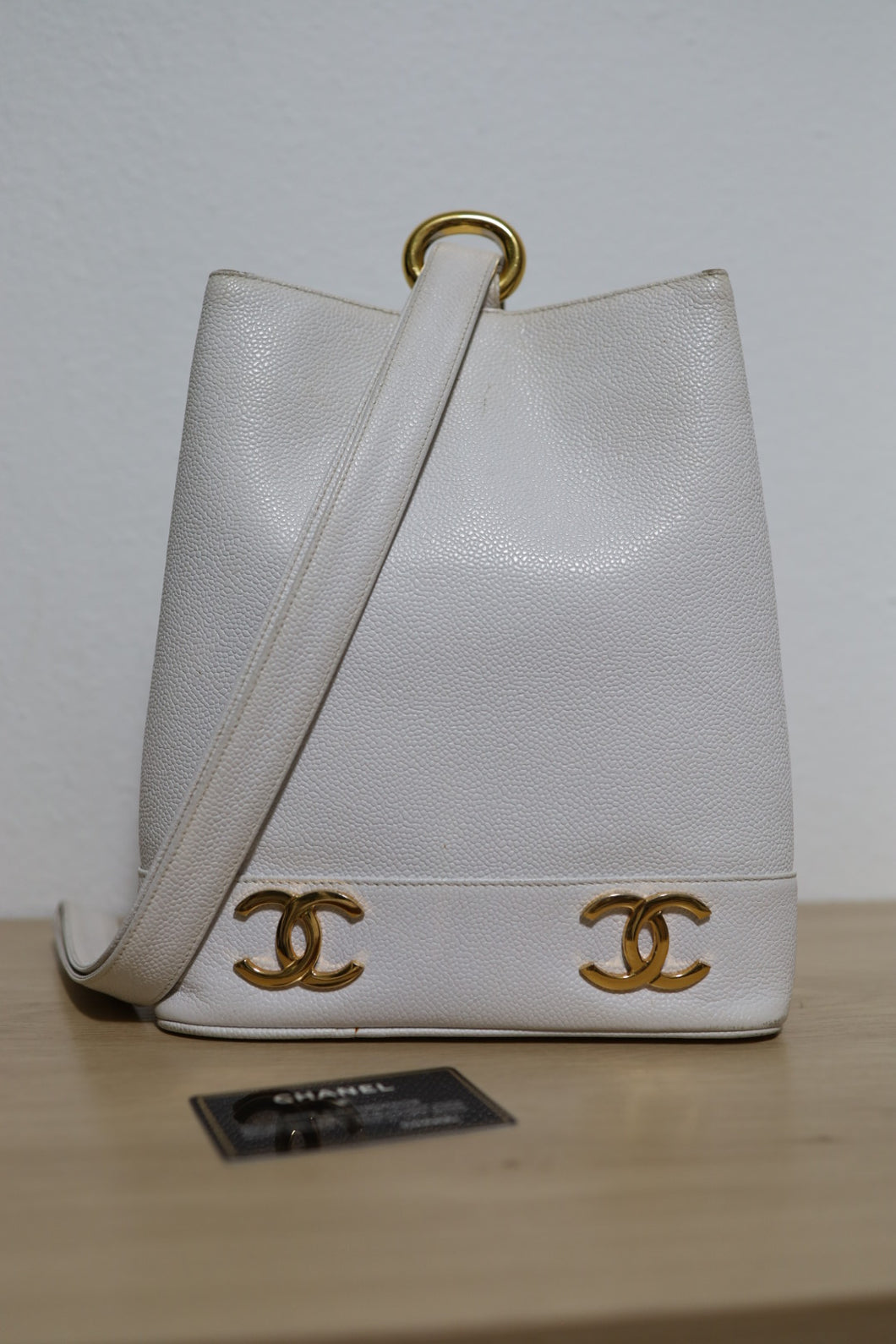 Chanel Vintage Caviar White Bucket Shoulder Bag 24K Gold Hardware