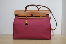 Load image into Gallery viewer, Hermes Toile Herbag Zip 39 Bag
