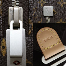 Load image into Gallery viewer, Authentic Louis Vuitton Monogram Horizon 55 Travel Rolling Luggage
