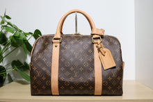 Load image into Gallery viewer, Newer Model Authentic Louis Vuitton Carryall Monogram Duffle Travel Weekend Bag
