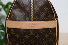 Load image into Gallery viewer, Newer Model Authentic Louis Vuitton Carryall Monogram Duffle Travel Weekend Bag
