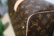 Load image into Gallery viewer, Newer Model Authentic Louis Vuitton Carryall Monogram Duffle Travel Weekend Bag
